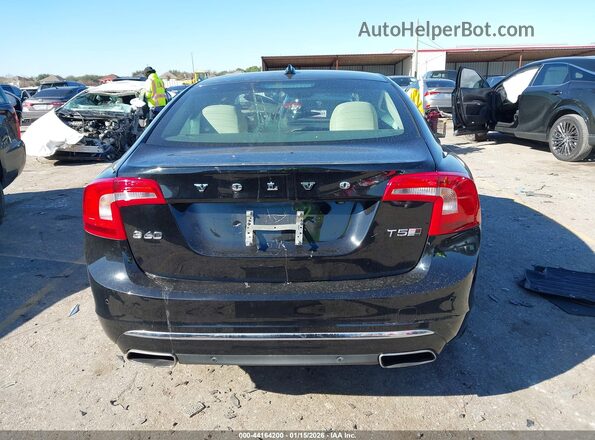 LYV402TM2JB178976 2018 VOLVO S60 INSCRIPTION Черный 