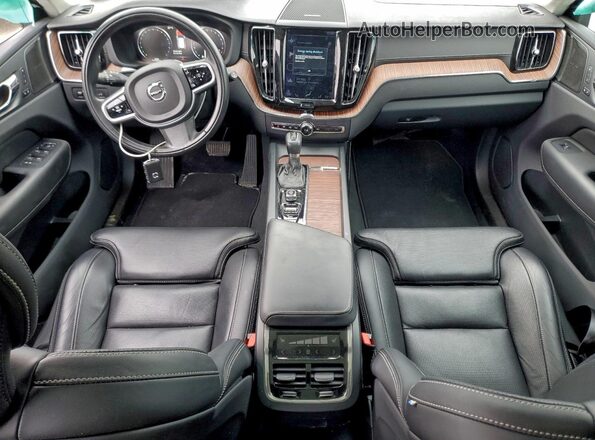 LYVA22RL2KB228790 2019 VOLVO XC60 Silver Вид панелі приладів