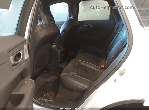 LYVBR0DM0KB283548 2019 VOLVO XC60 HYBRID Белый Вид наклейки с VIN-кодом