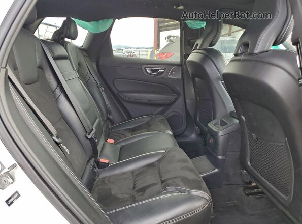 LYVBR0DM2KB283812 2019 VOLVO XC60 White Widok tylnych siedzeń