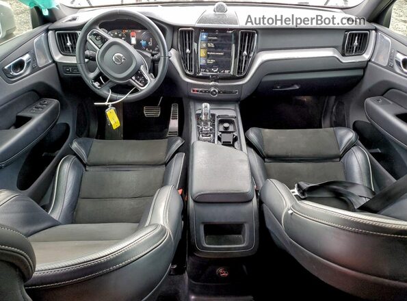 LYVBR0DM2KB283812 2019 VOLVO XC60 White Widok deski rozdzielczej