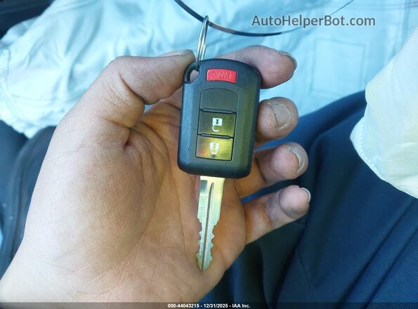 ML32AUHJ4MH009336 2021 MITSUBISHI MIRAGE Серебряный Вид панели приборов
