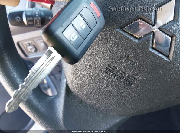 ML32F3FJ0KHF17947 2019 MITSUBISHI MIRAGE G4 Серебряный Вид панели приборов
