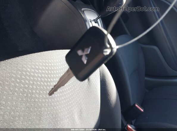 ML32F3FJ8KHF12835 2019 MITSUBISHI MIRAGE G4 Красный Вид панели приборов