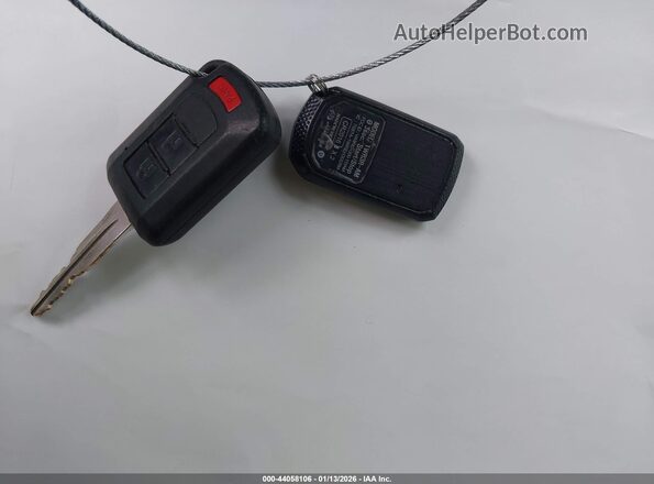 ML32F3FJXLHF03278 2020 MITSUBISHI MIRAGE G4 Синий Вид панели приборов
