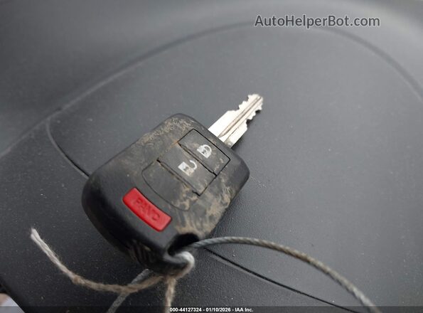 ML32FUFJ5PHF04978 2023 MITSUBISHI MIRAGE G4 White Widok deski rozdzielczej