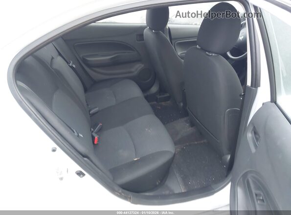 ML32FUFJ5PHF04978 2023 MITSUBISHI MIRAGE G4 White Widok naklejki z numerem VIN