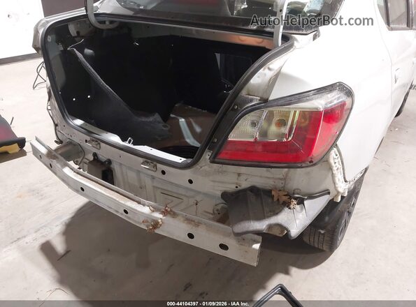 ML32FUFJ8NHF04745 2022 MITSUBISHI MIRAGE G4 Silver Widok z przodu