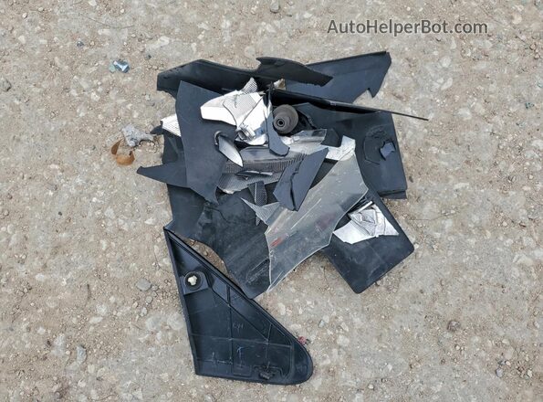 ML32FVFJ1MHF02355 2021 MITSUBISHI MIRAGE Silver Widok komory silnika