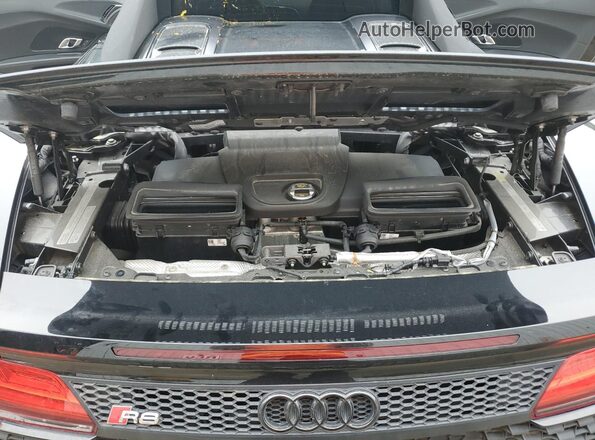 NJ1589E 2022 AUDI R8 Black Սալոնի հետևի տեսք