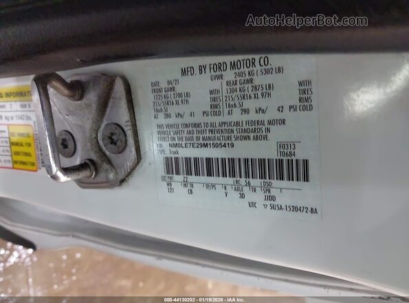 NM0LE7E29M1505419 2021 FORD TRANSIT CONNECT Белый Вид подкапотного пространства