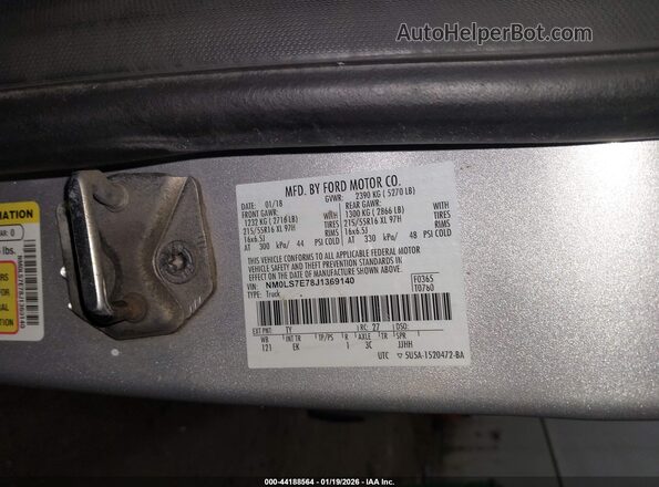 NM0LS7E78J1369140 2018 FORD TRANSIT CONNECT Серебряный Вид подкапотного пространства