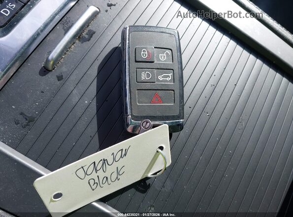 SADCJ2EU2MA669411 2021 JAGUAR F-PACE Black Vista del salpicadero