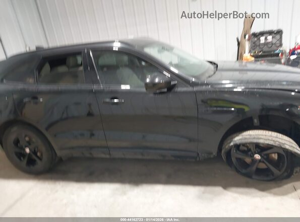 SADCJ2EX4PA708210 2023 JAGUAR F-PACE Черный Вид задней части салона