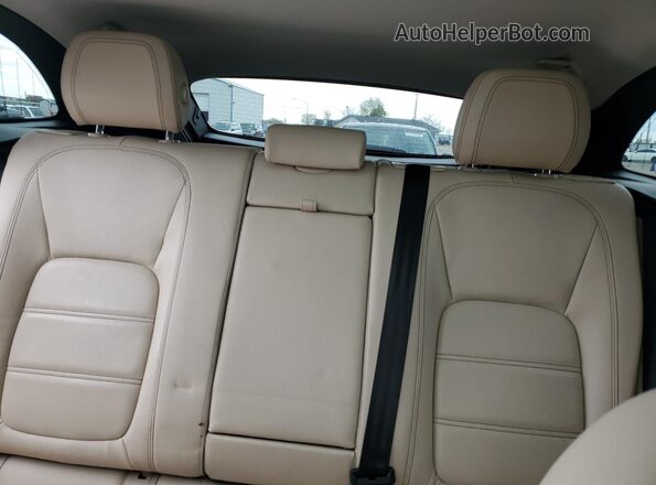 SADCK2EV3JA267219 2018 JAGUAR F-PACE White Widok tylnych siedzeń