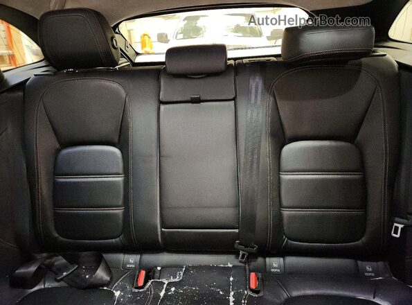 SADCK2FX6KA353934 2019 JAGUAR F-PACE White Вид задніх сидінь