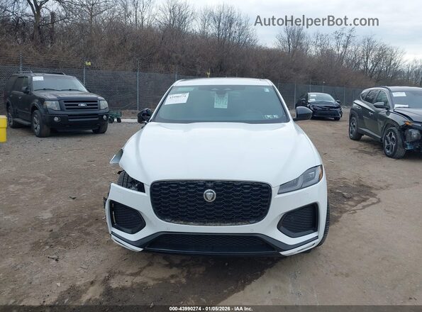 SADCT2EX4TA757542 2026 JAGUAR F-PACE White Vista interior trasera