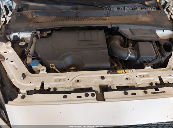 SADFJ2FX9K1Z47465 2019 JAGUAR E-PACE Белый Вид сзади
