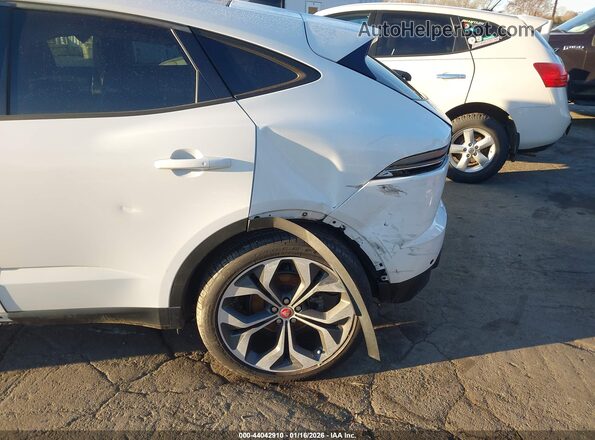 SADFK2FX8L1Z76275 2020 JAGUAR E-PACE Белый Вид задней части салона