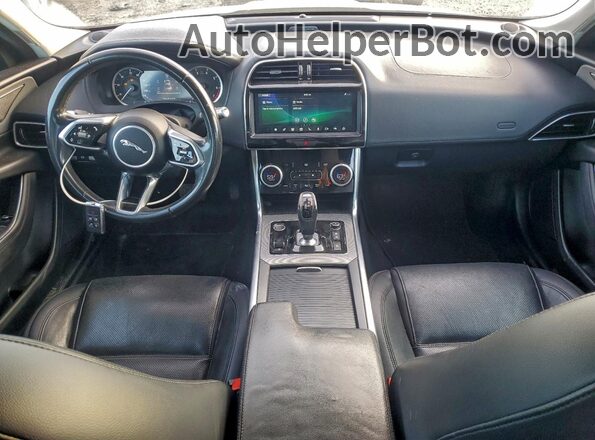 SAJAE4FX3LCP63734 2020 JAGUAR XF Gray Dashboard view