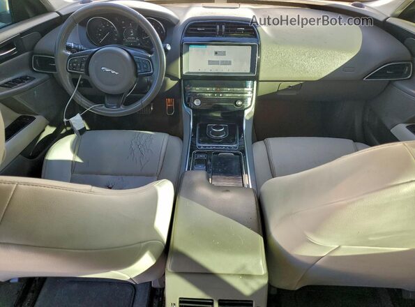 SAJAR4FX1KCP49673 2019 JAGUAR XF White Dashboard view