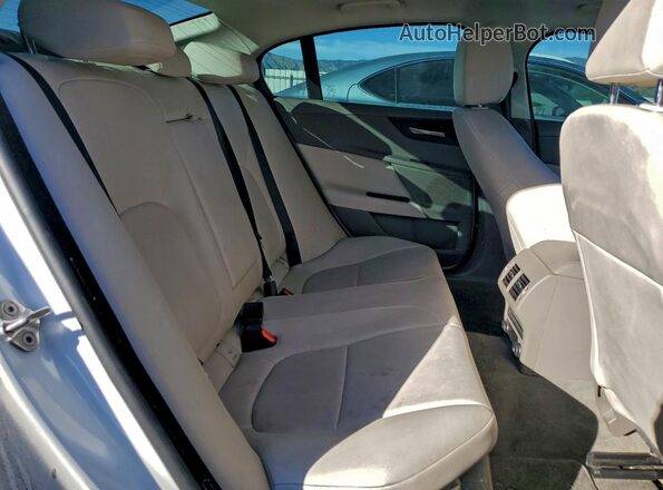 SAJAR4FX1KCP49673 2019 JAGUAR XF White Rear seats view