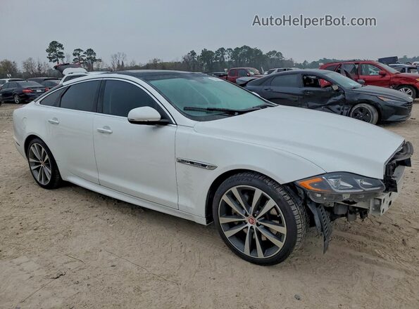 SAJWA1C73H8W12486 2017 JAGUAR XJ Белый Передняя правая четверть