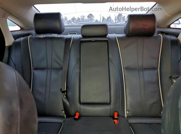SAJWA1C73H8W12486 2017 JAGUAR XJ Белый Вид задних сидений