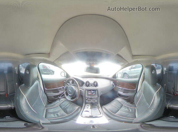 SAJWA1C73H8W12486 2017 JAGUAR XJ Белый 