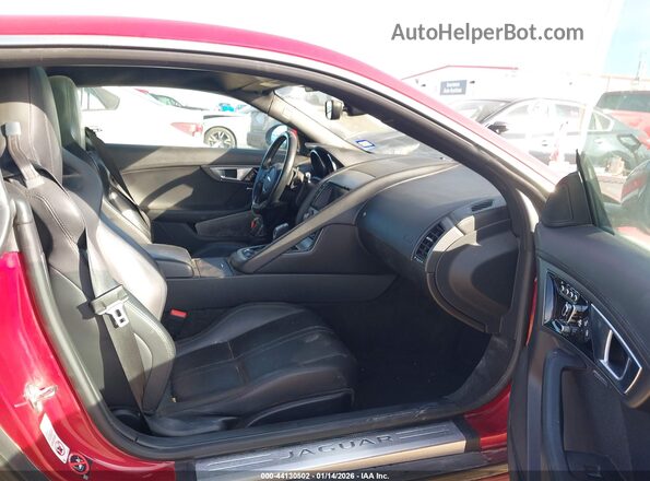 SAJWA6ATXH8K45535 2017 JAGUAR F-TYPE Темно-бордовый Вид салона спереди