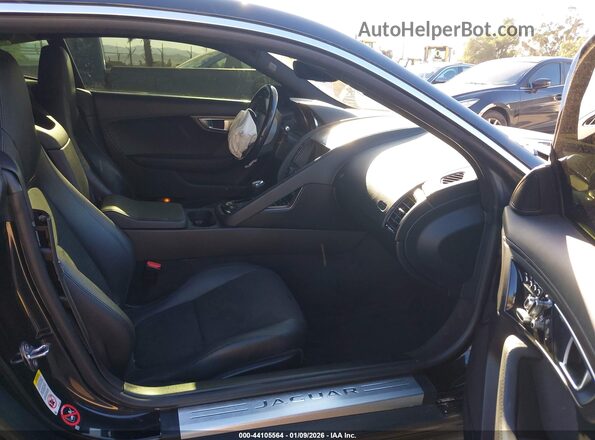 SAJWB6BCXG8K32777 2016 JAGUAR F-TYPE Black Вид салону спереду