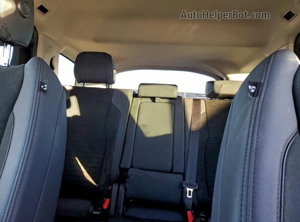 SALCJ2FX4LH834569 2020 LAND ROVER DISCOVERY Silver Rear interior view