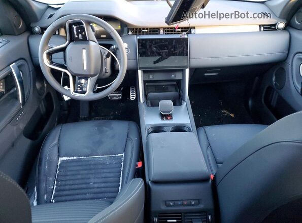 SALCL2FX0RH351910 2024 LAND ROVER DISCOVERY Серебряный Вид панели приборов