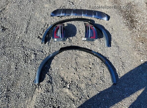 SALCL2FX4SH366142 2025 LAND ROVER DISCOVERY Gray Widok naklejki z numerem VIN