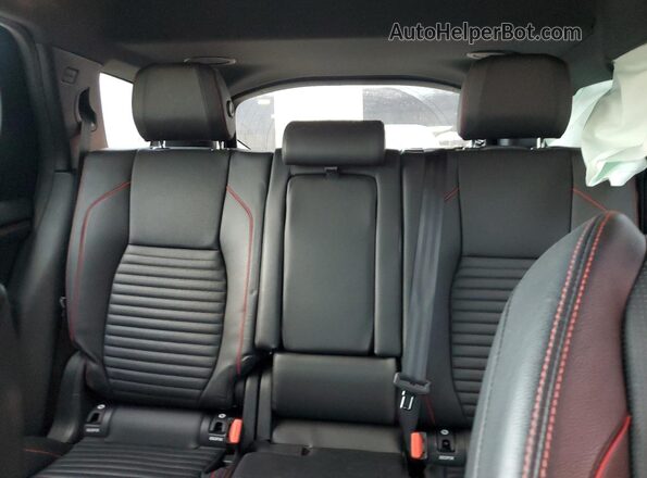 SALCL2FX8MH888954 2021 LAND ROVER DISCOVERY Silver Widok tylnych siedzeń