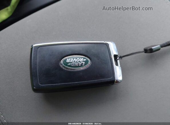 SALEJ6EX2P2171786 2023 LAND ROVER DEFENDER Зеленый Вид панели приборов