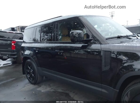 SALEJ7EX8R2345255 2024 LAND ROVER DEFENDER Черный Вид задней части салона