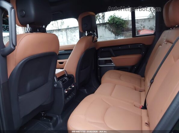 SALEJ7EX8R2345255 2024 LAND ROVER DEFENDER Черный 