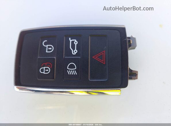 SALEW6EE4R2326924 2024 LAND ROVER DEFENDER Черный Вид панели приборов