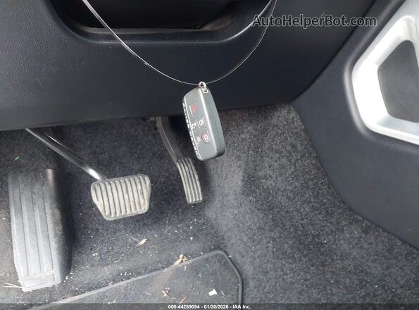 SALGR2FK7HA358686 2017 LAND ROVER RANGE ROVER White Widok deski rozdzielczej