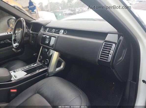 SALGS2RU6NA468576 2022 LAND ROVER RANGE ROVER Белый Вид салона спереди