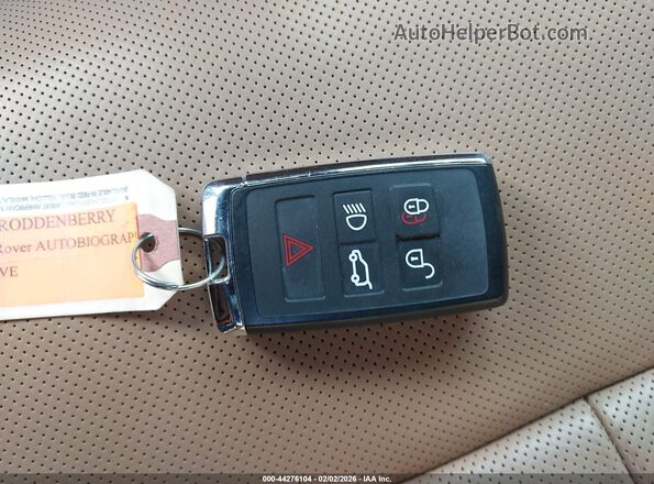 SALK1BE99RA203302 2024 LAND ROVER RANGE ROVER Белый Вид панели приборов