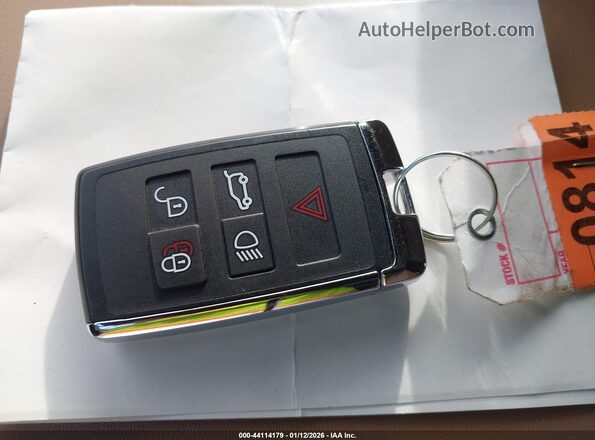 SALKPBFU2SA293514 2025 LAND ROVER RANGE ROVER Gray Widok deski rozdzielczej