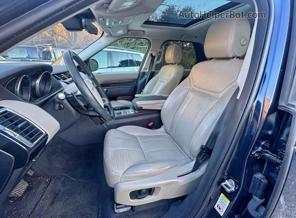 SALRGBBV9HA033326 2017 LAND ROVER DISCOVERY Черный Вид спереди