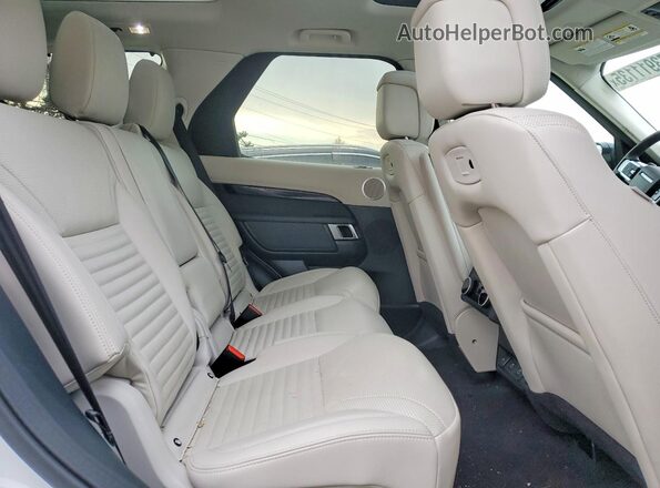 SALRJ2FX4S2503874 2025 LAND ROVER DISCOVERY White Widok wnętrza z tyłu