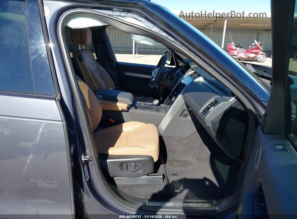 SALRL4EU8R2491381 2024 LAND ROVER DISCOVERY Серый Вид салона спереди