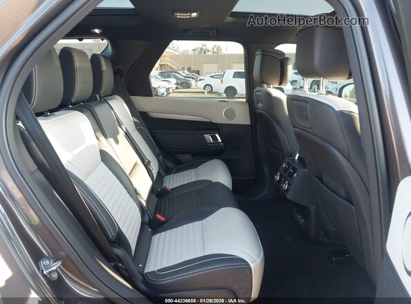SALRM4EU7P2484724 2023 LAND ROVER DISCOVERY Gray Widok naklejki z numerem VIN