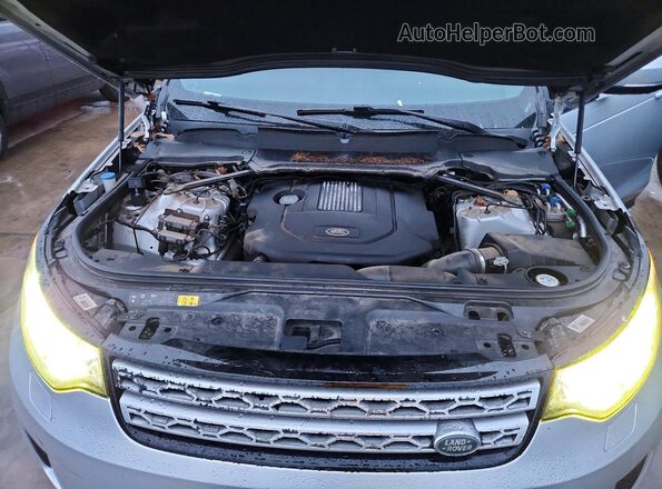 SALRRBBKXHA031097 2017 LAND ROVER DISCOVERY Серебряный Вид задней части салона