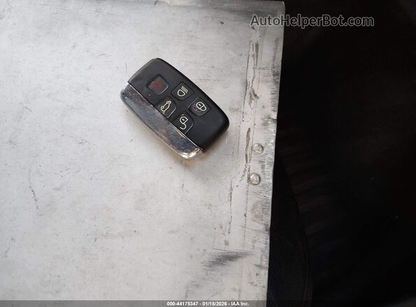 SALVP2RX6KH333183 2019 LAND ROVER RANGE ROVER EVOQUE Серебряный Вид панели приборов