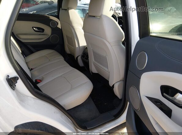 SALVP2RX9JH288772 2018 LAND ROVER RANGE ROVER EVOQUE White Widok naklejki z numerem VIN